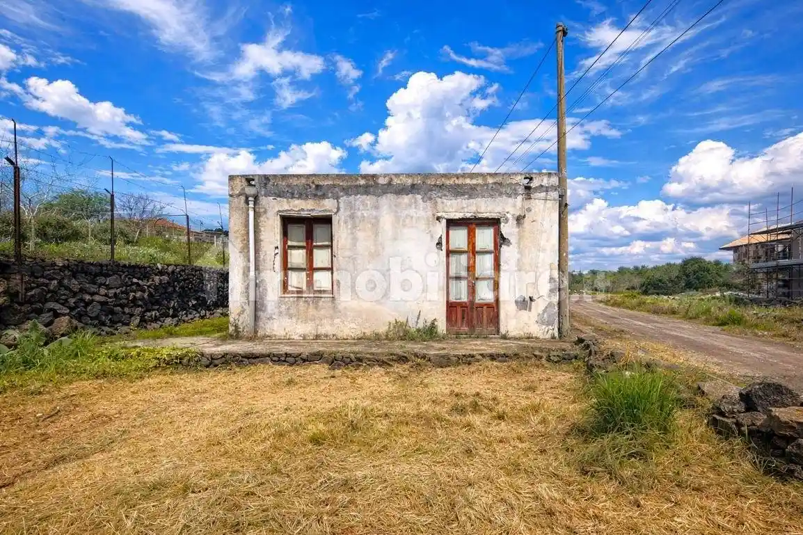 Rustico - Casale in vendita a San Pietro Clarenza