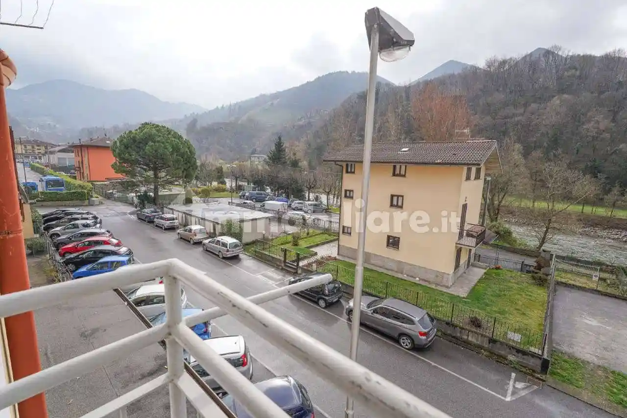 Appartamento in vendita a Zogno