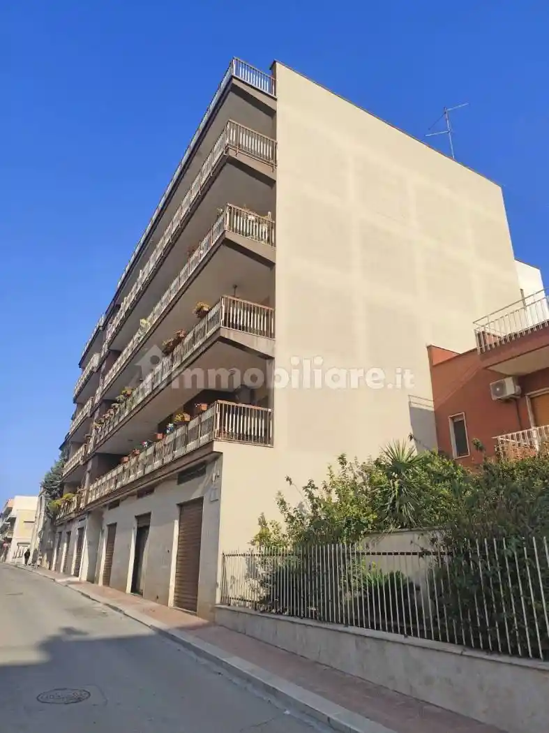 Appartamento in vendita a Acquaviva delle Fonti