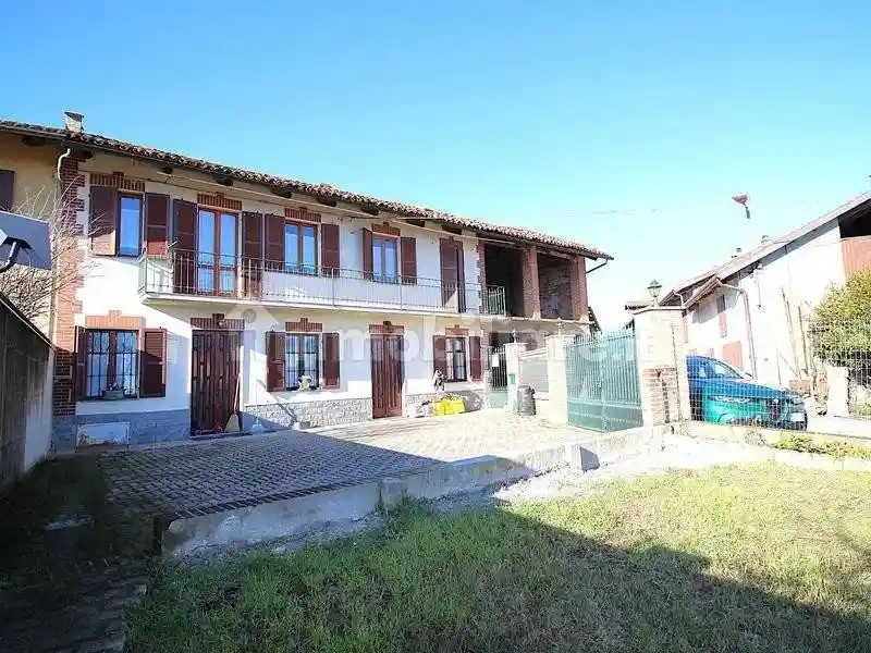 Casa indipendente in vendita a Aramengo