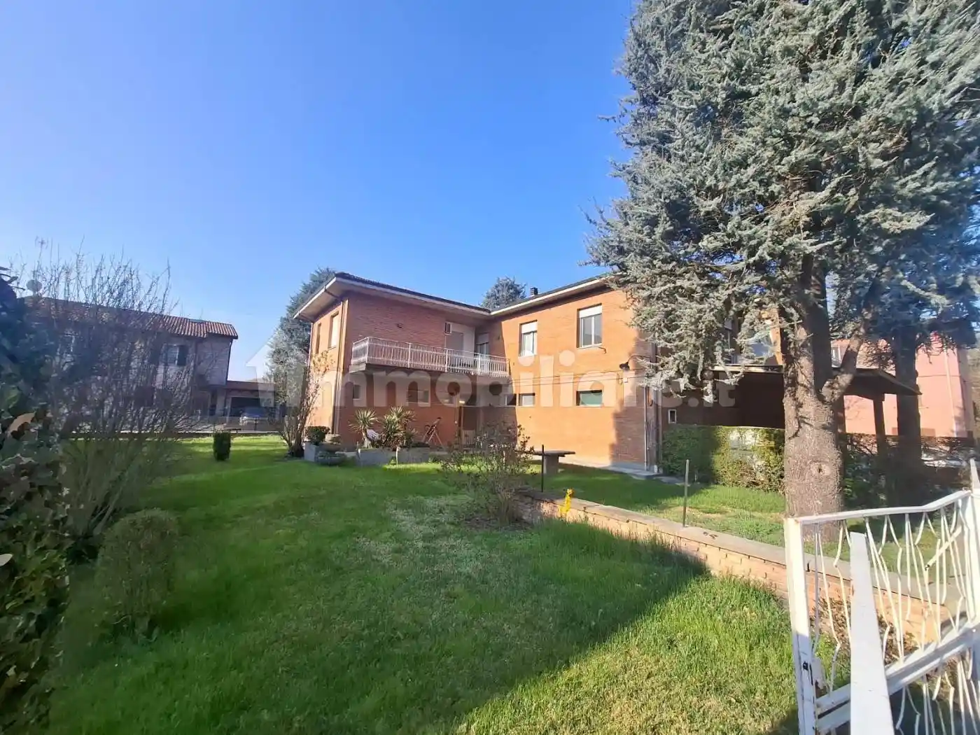 Villa in vendita a Valsamoggia