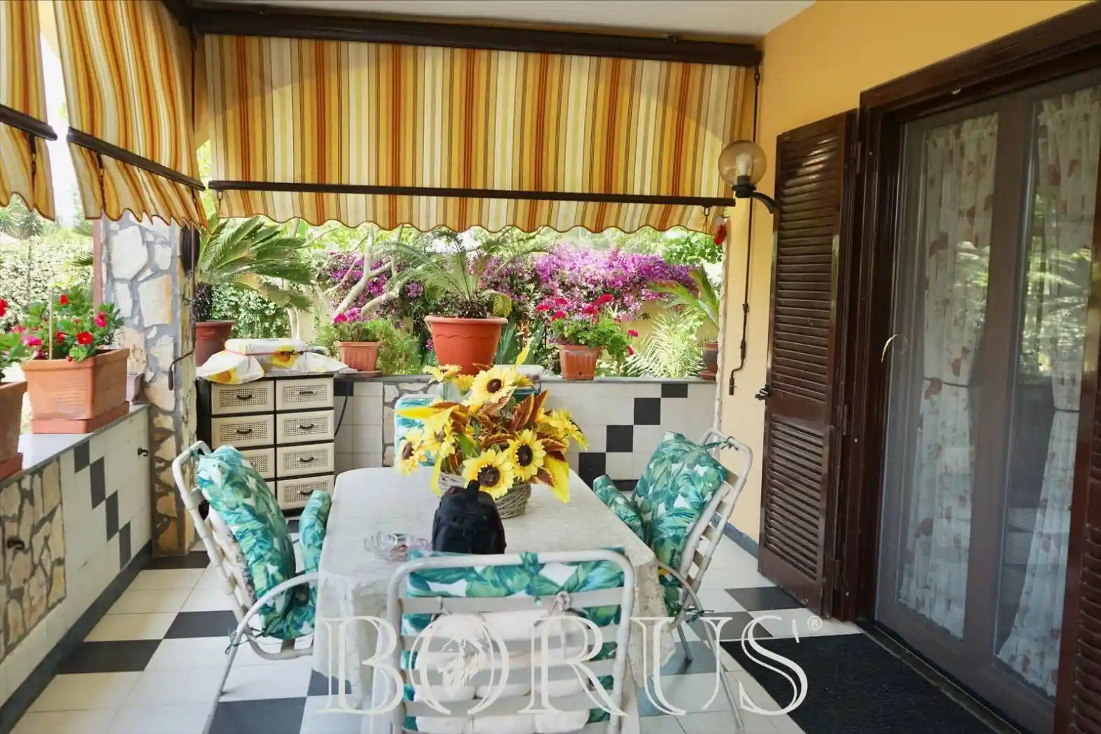 Villa in vendita a Castel Volturno