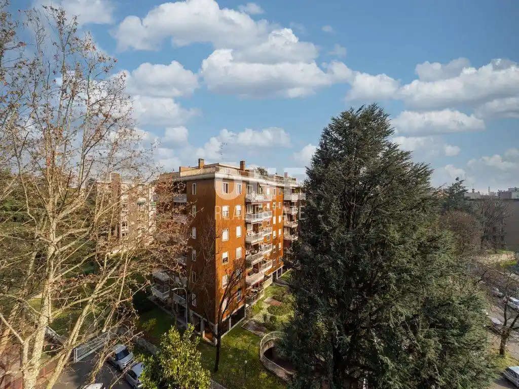 Appartamento in vendita a Monza