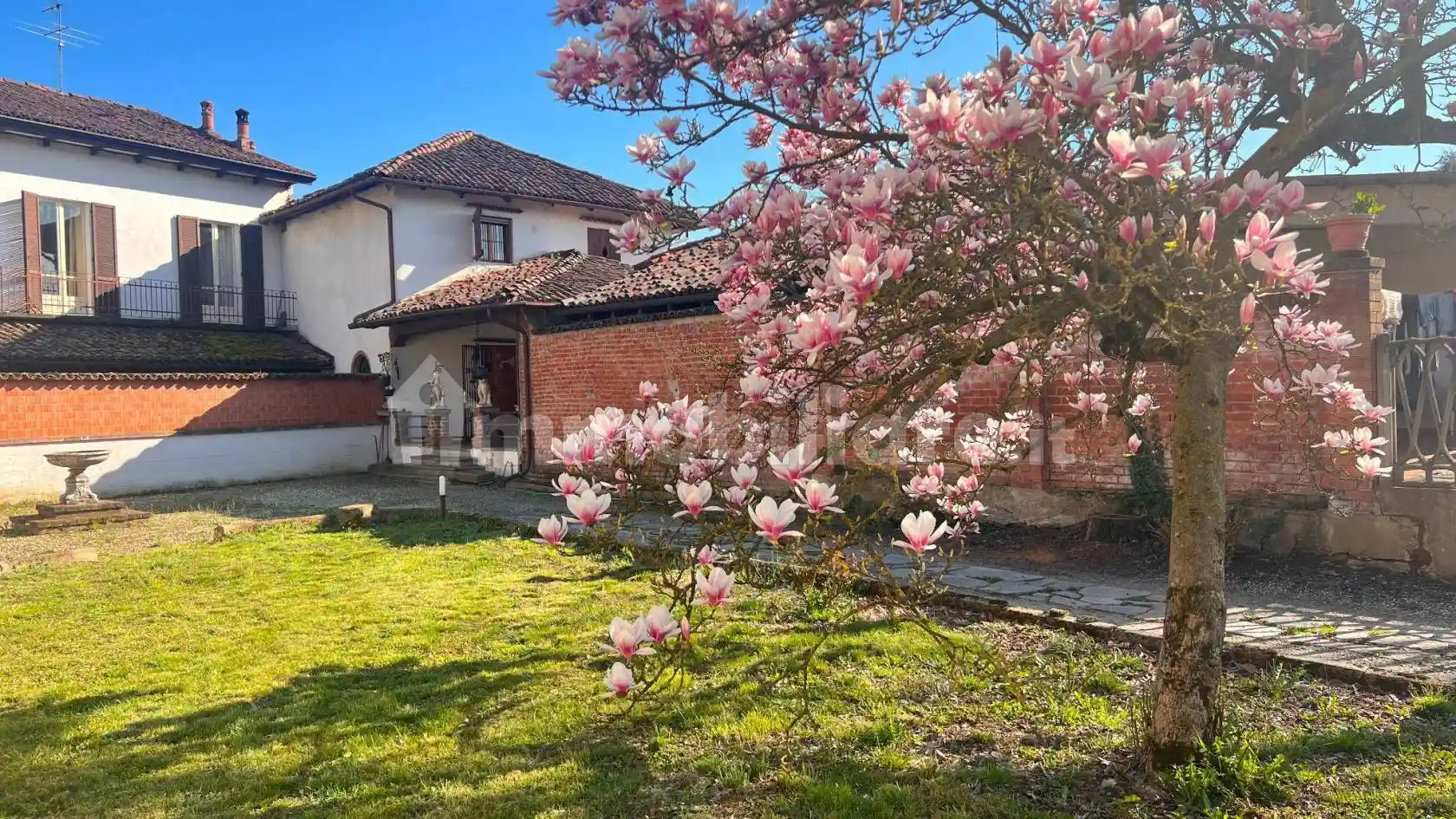 Villa in vendita a Cerro Tanaro