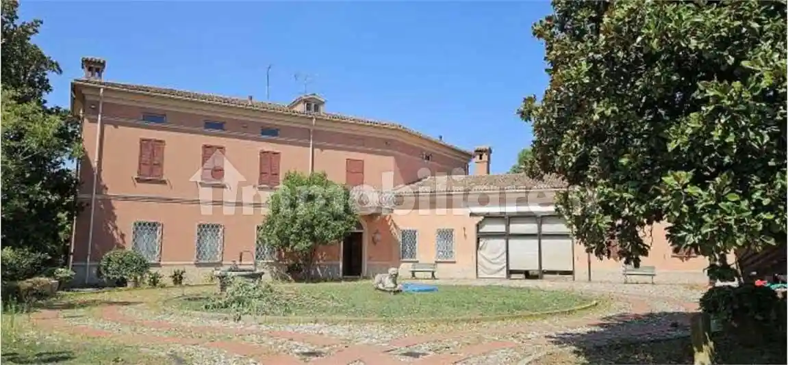 Villa in vendita a Curtatone