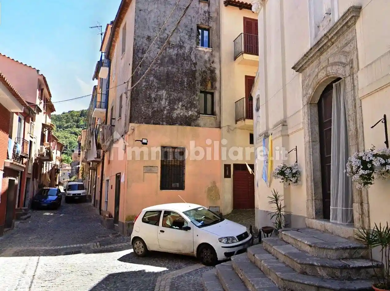 Appartamento in vendita a San Giovanni a Piro