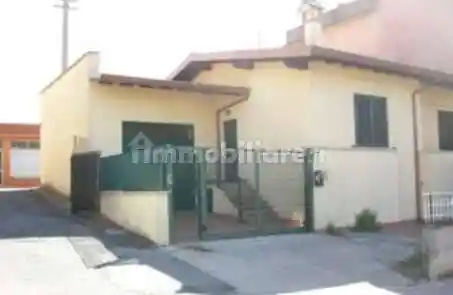 Appartamento in vendita a Lariano