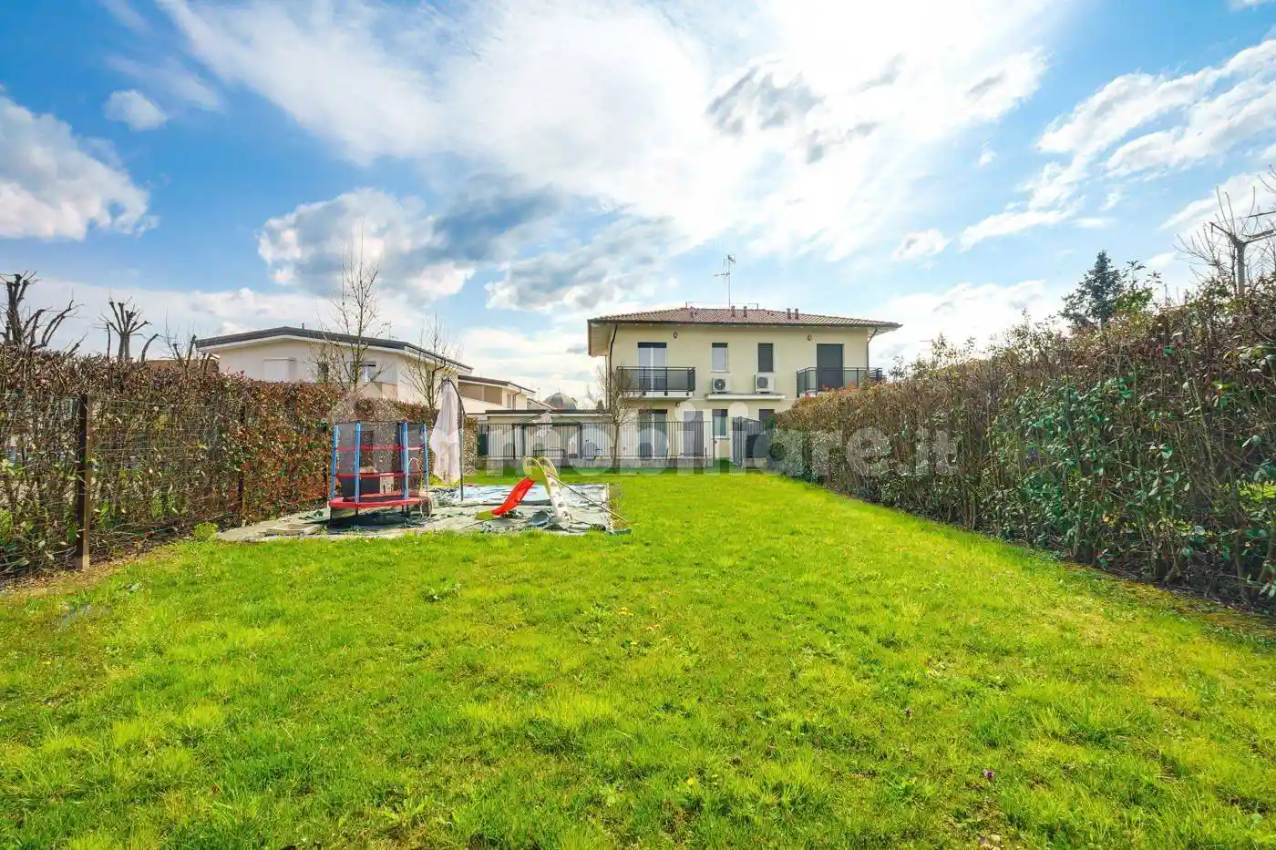 Villa in vendita a Cislago