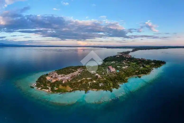 Appartamento in vendita a Sirmione