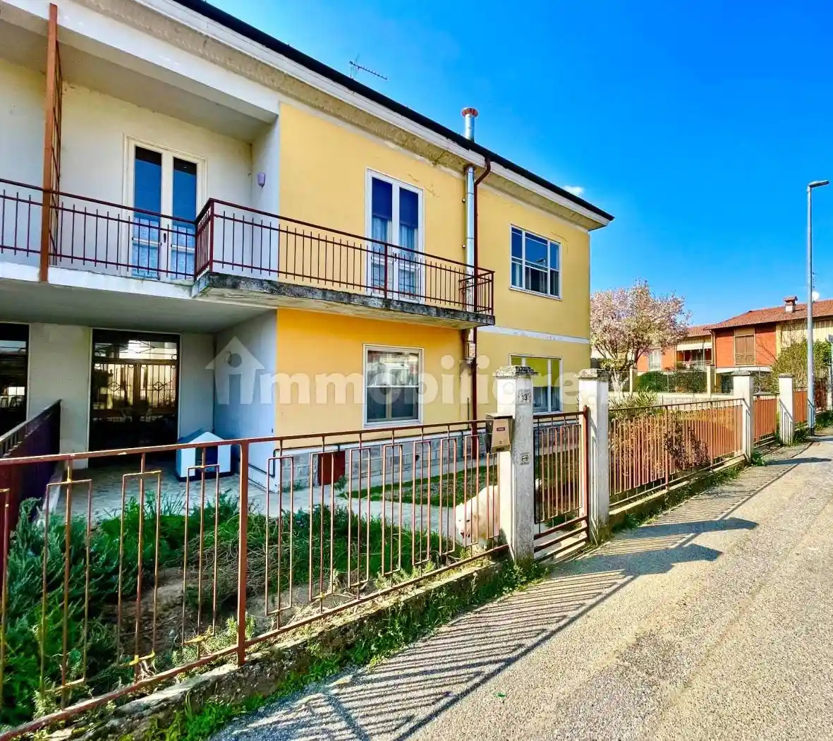 Villa in vendita a Linarolo