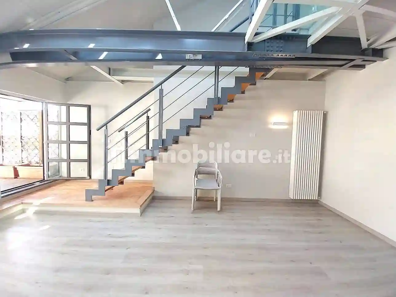 Loft - foto 2