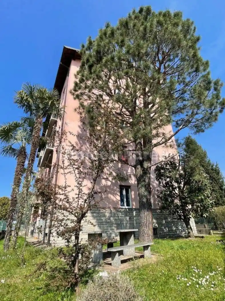 Appartamento in vendita a Lurate Caccivio