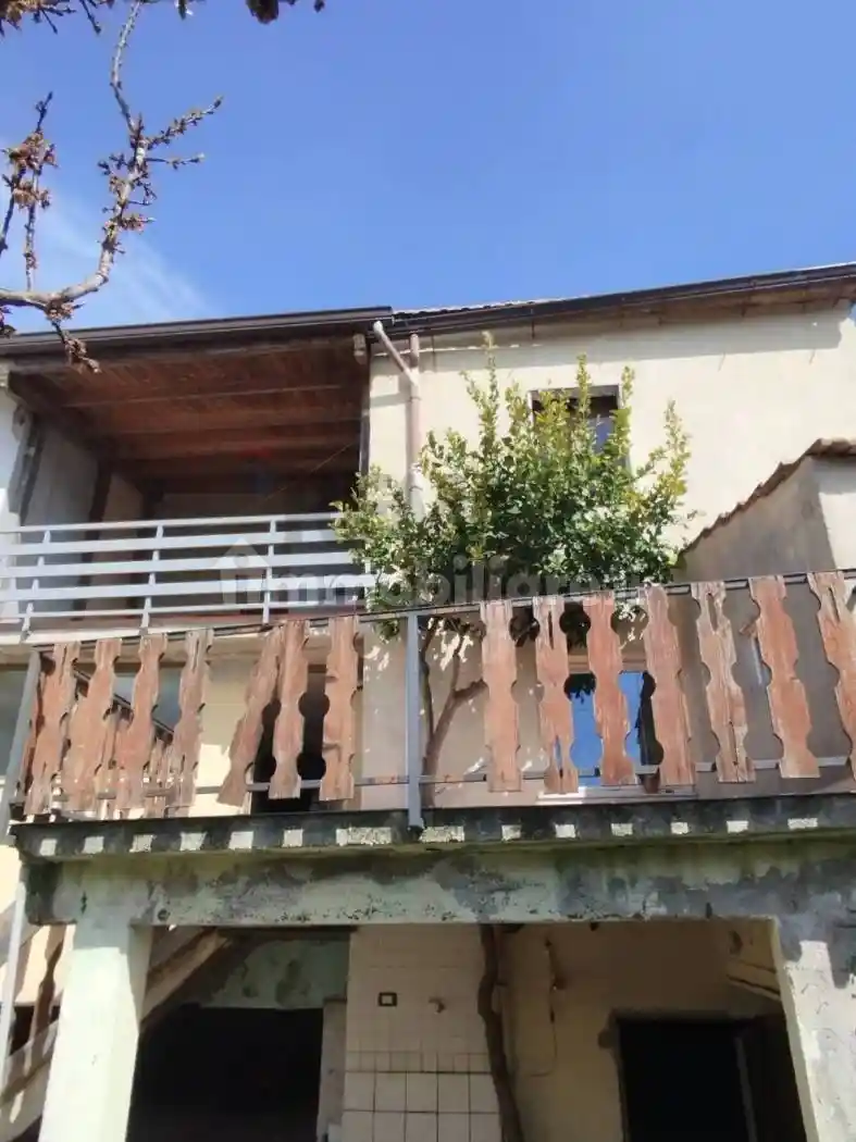 Casa indipendente in vendita a Roccamonfina