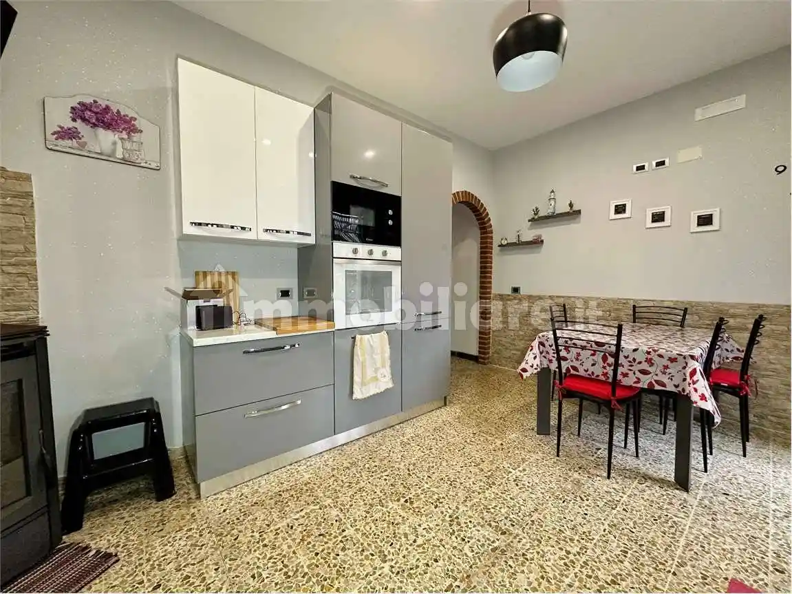 Rustico - Casale in vendita a Capannori