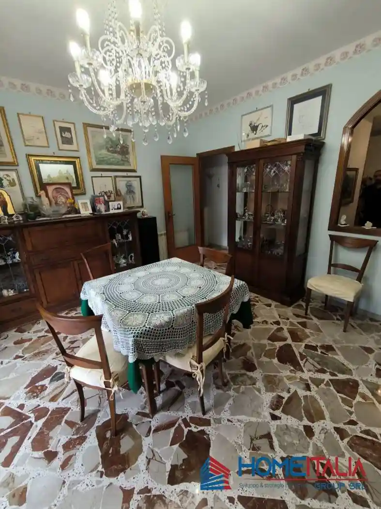 Appartamento in vendita a Palermo