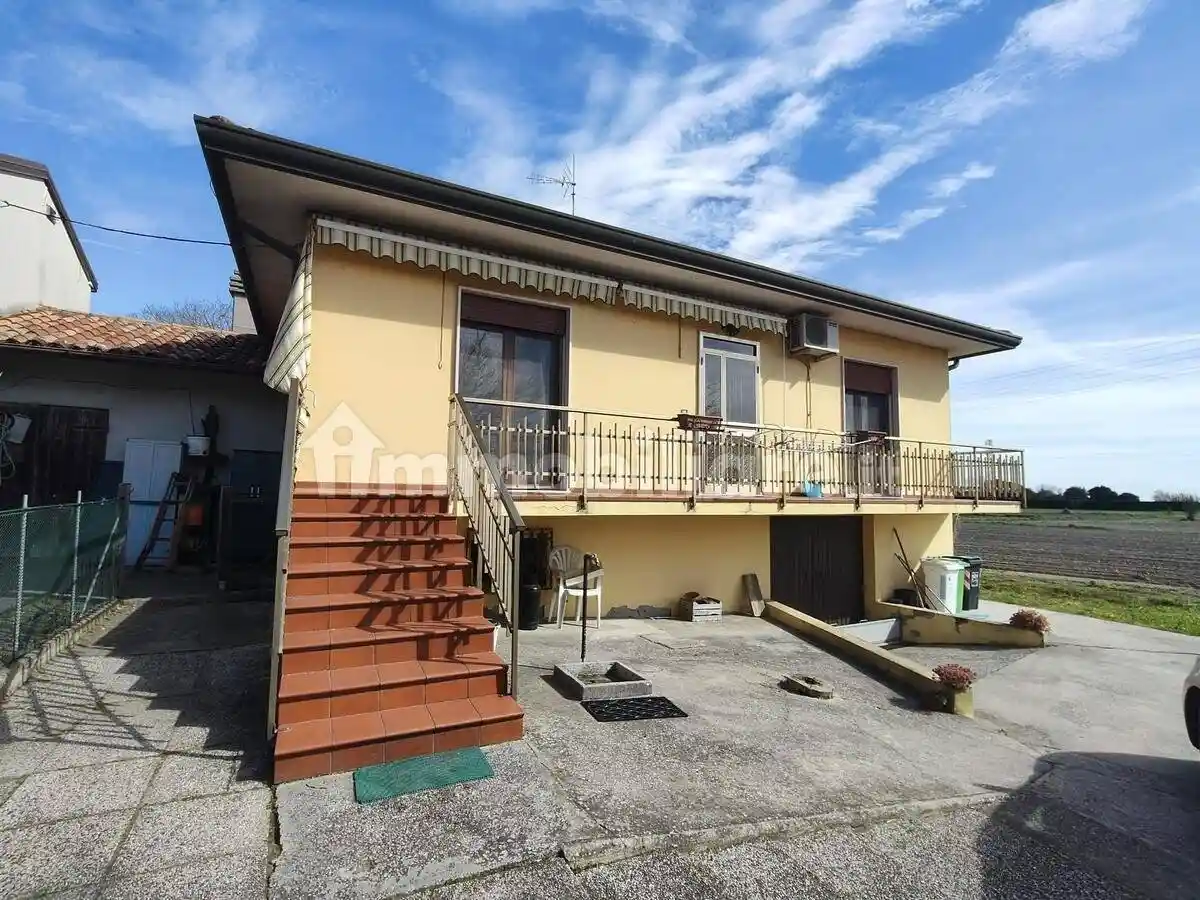 Villa in vendita a Rosolina