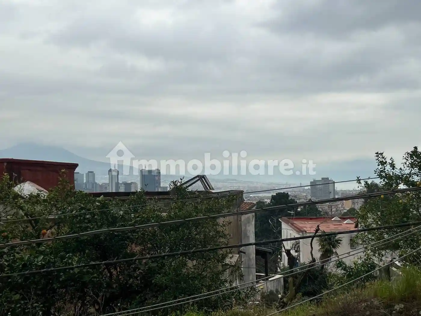 Appartamento in vendita a Napoli