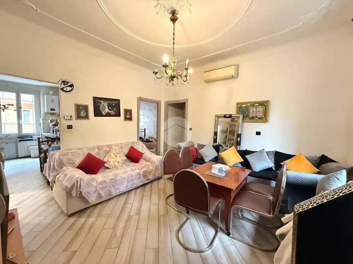 Appartamento in vendita a Genova