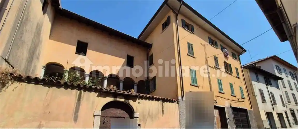 Appartamento in vendita a Nembro