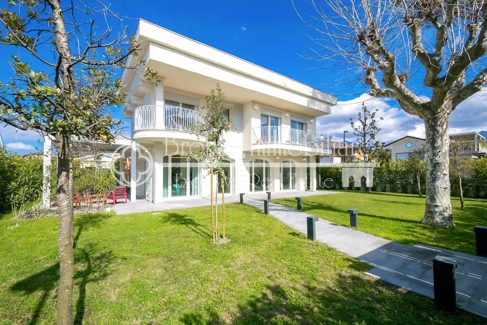 Villa in vendita a Forte dei Marmi