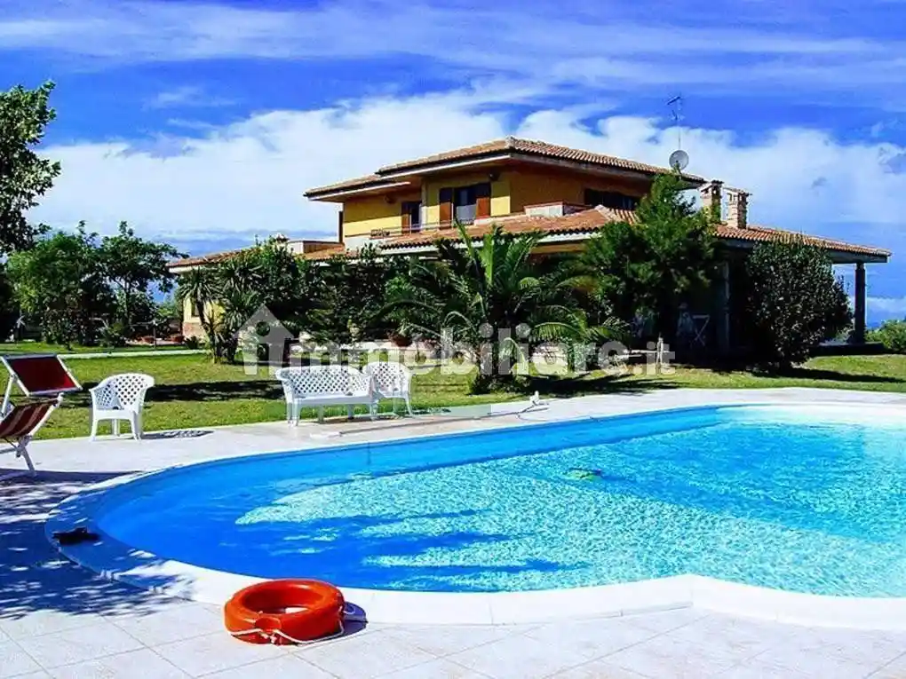 Villa in vendita a Monteodorisio