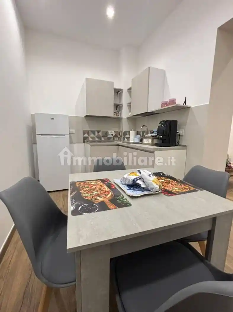 Appartamento in affitto a Napoli