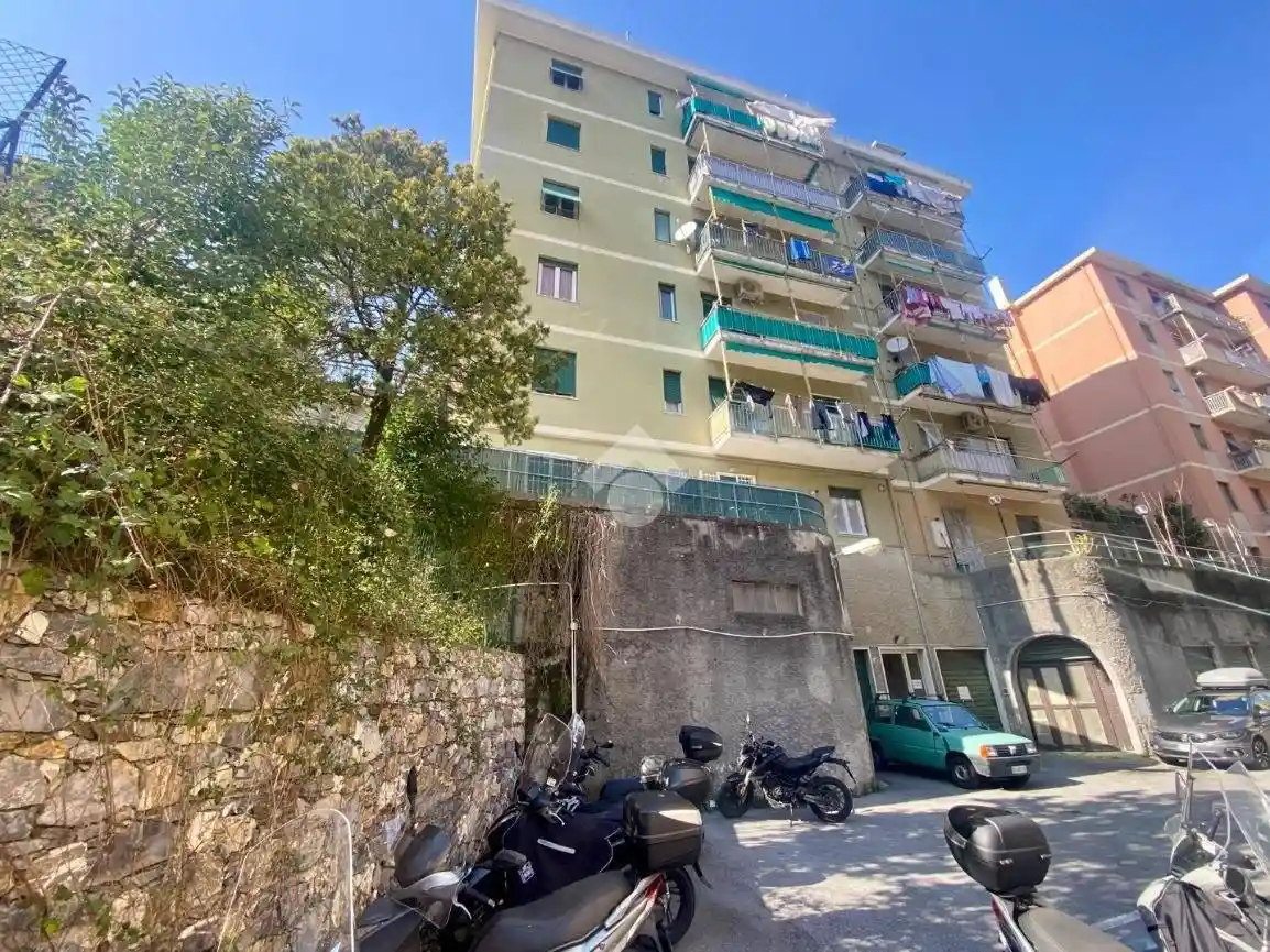 Appartamento in vendita a Genova