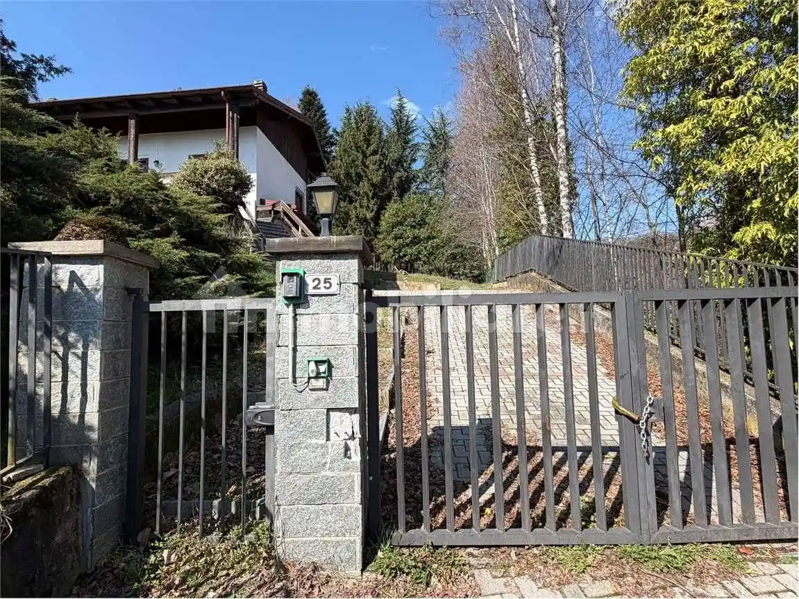 Villa in vendita a Cantalupa