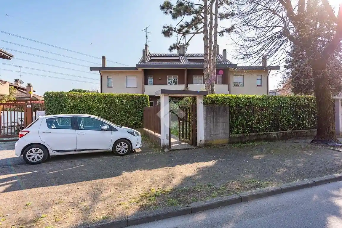 Villetta a schiera in vendita a Arese
