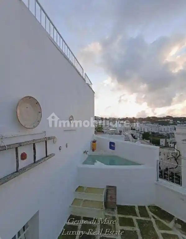 Casa indipendente in vendita a Ostuni