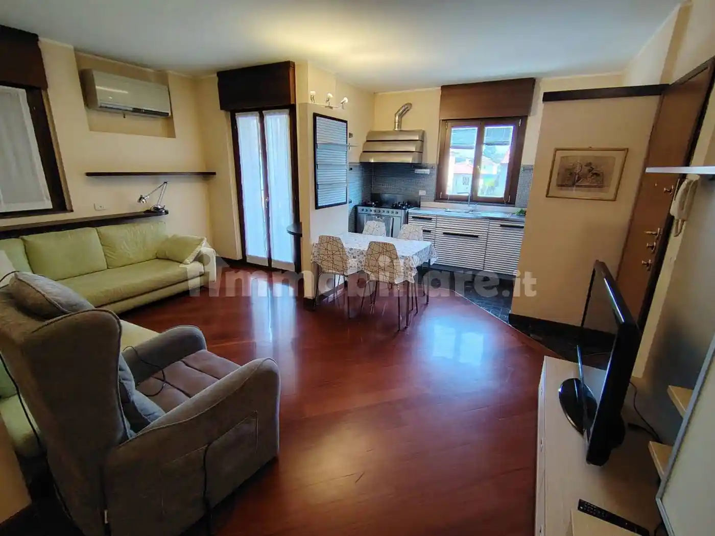 Appartamento in vendita a Biassono