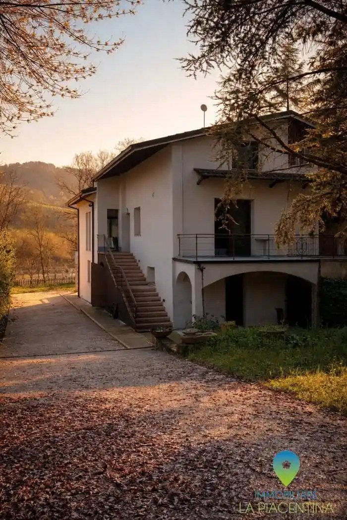 Villa in vendita a Travo