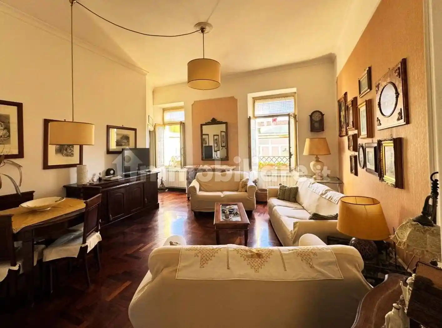 Appartamento in vendita a Napoli