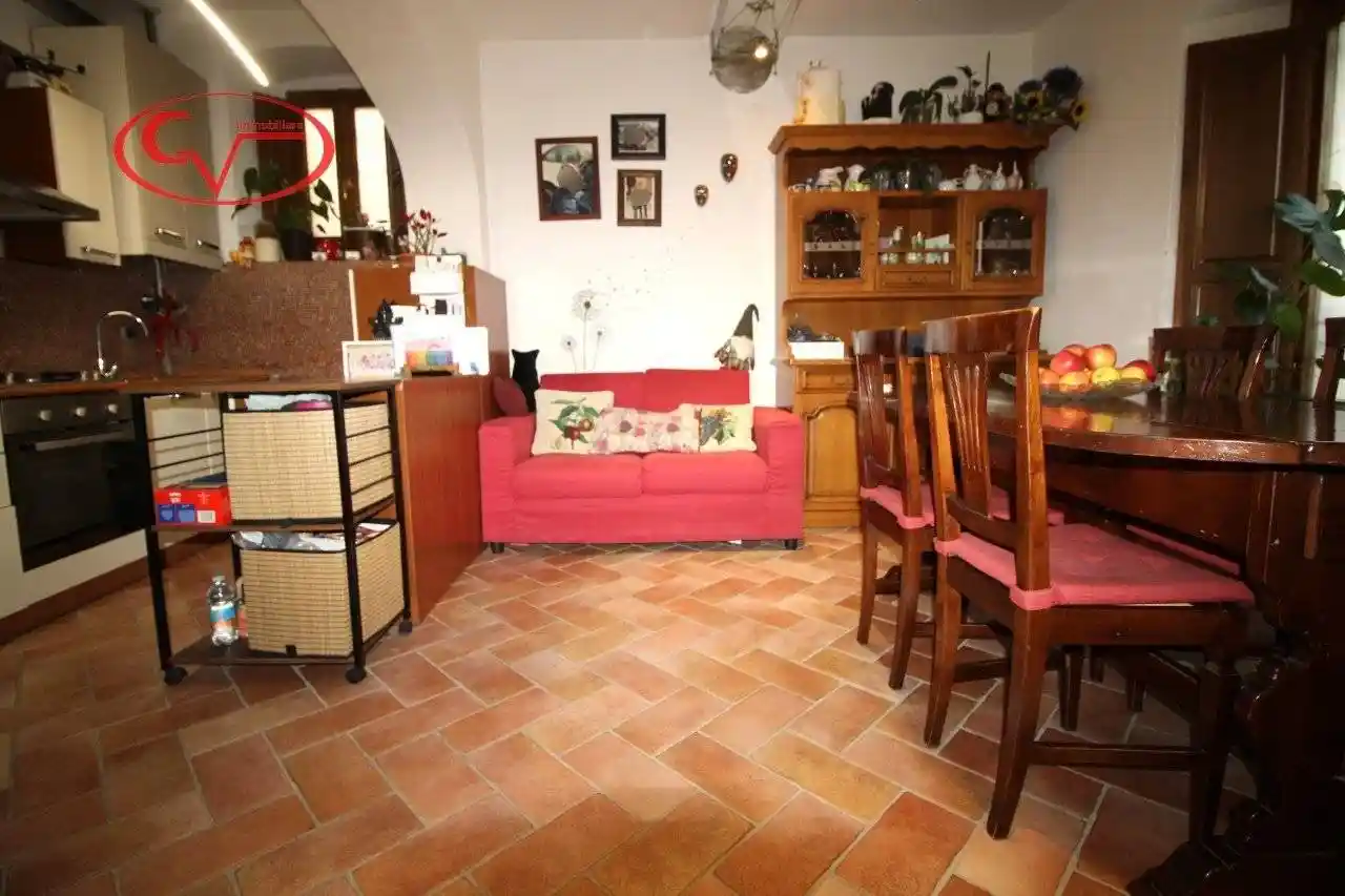 Appartamento in vendita a Castelfranco Piandisco