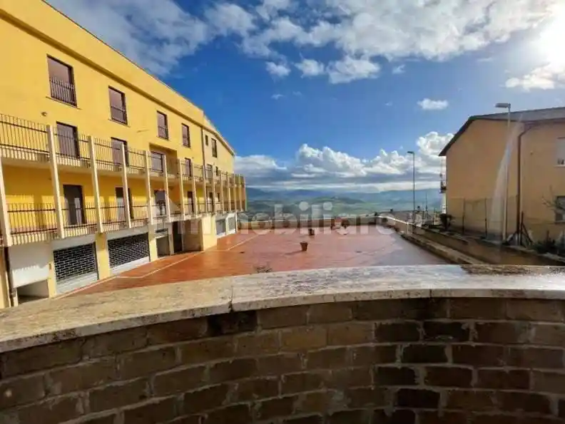 Palazzo - Stabile in vendita a Otricoli