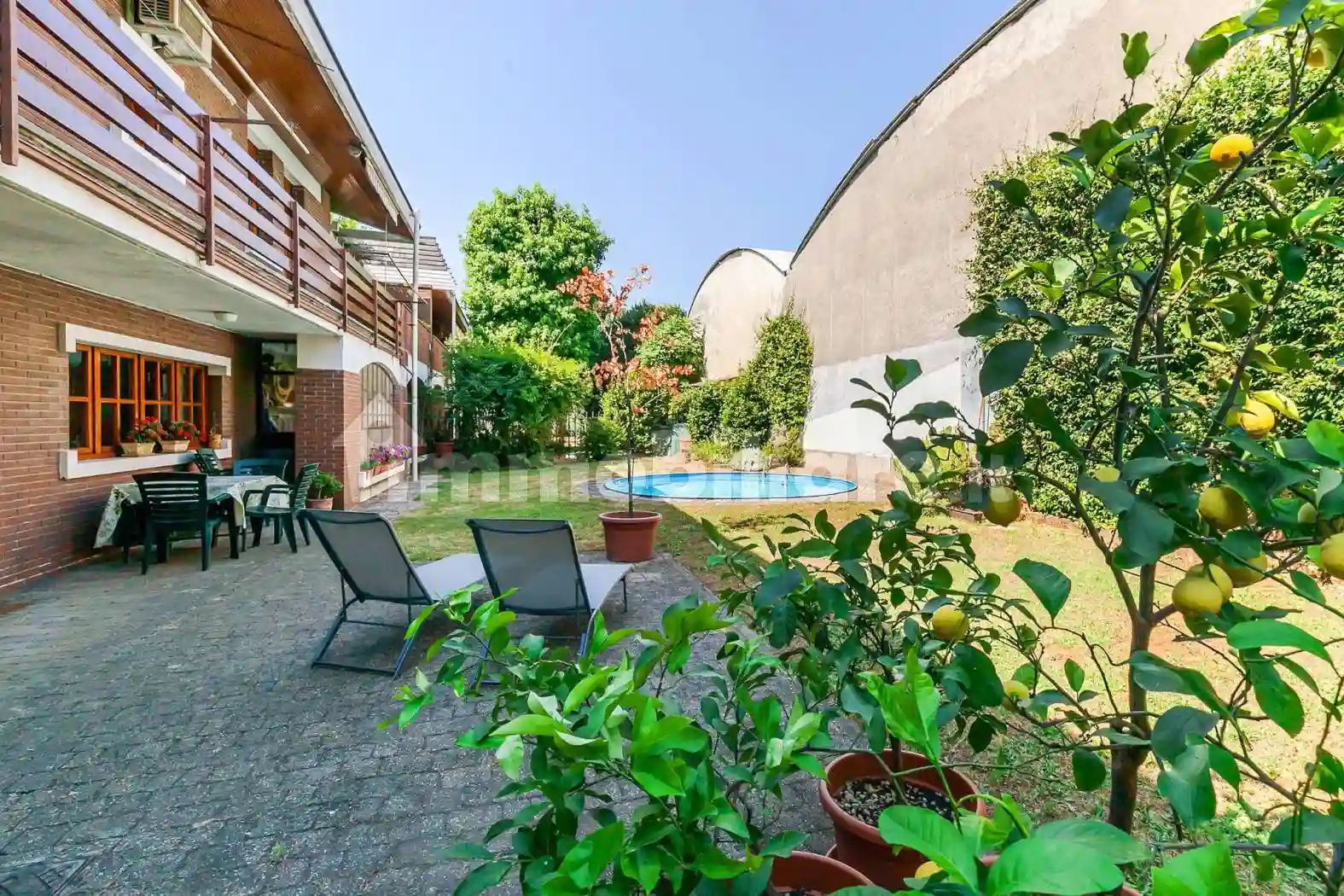 Villa - foto 2