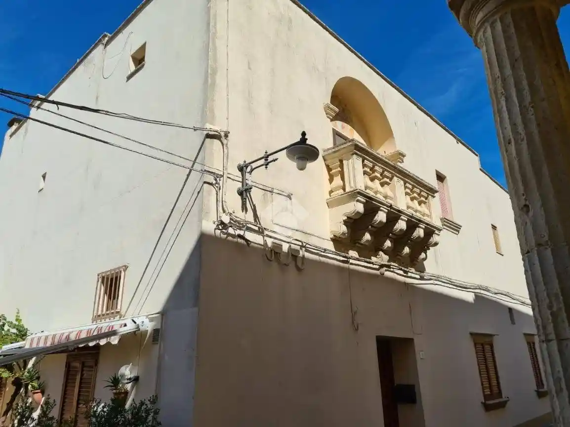 Casa indipendente in vendita a Alezio