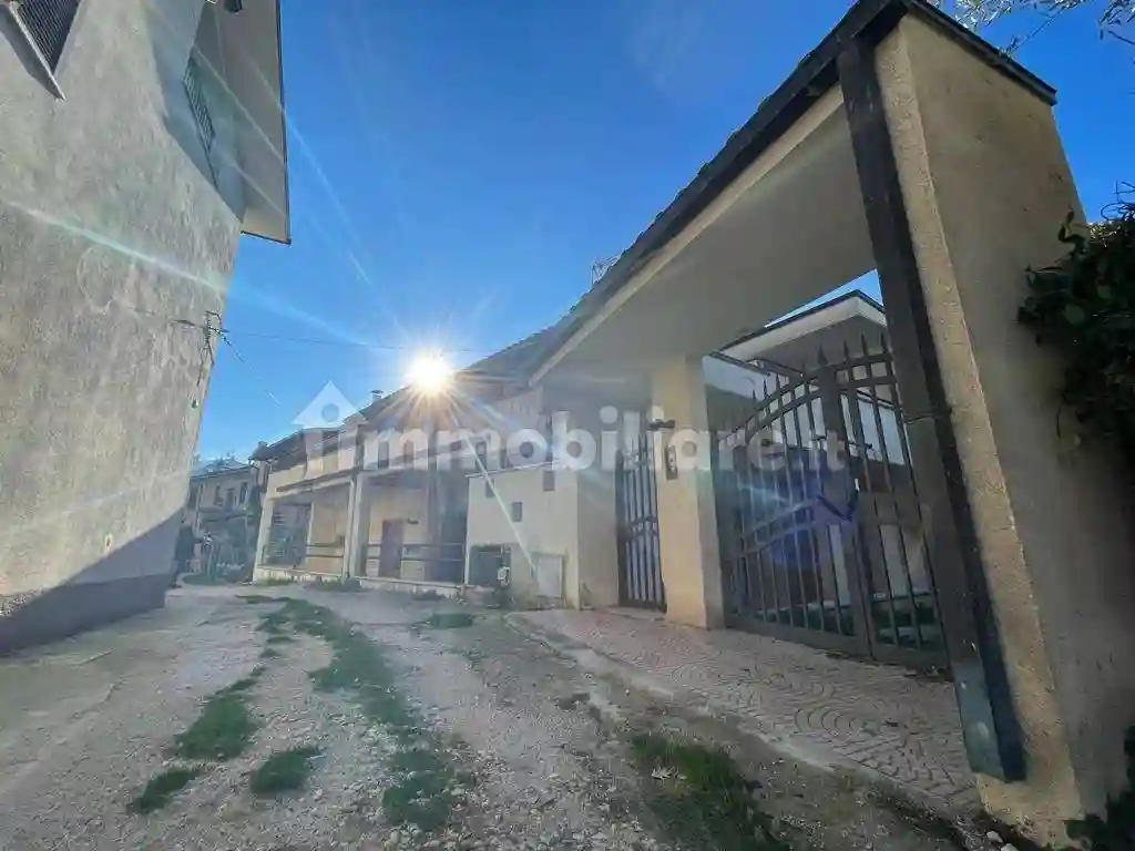 Casa indipendente - foto 2