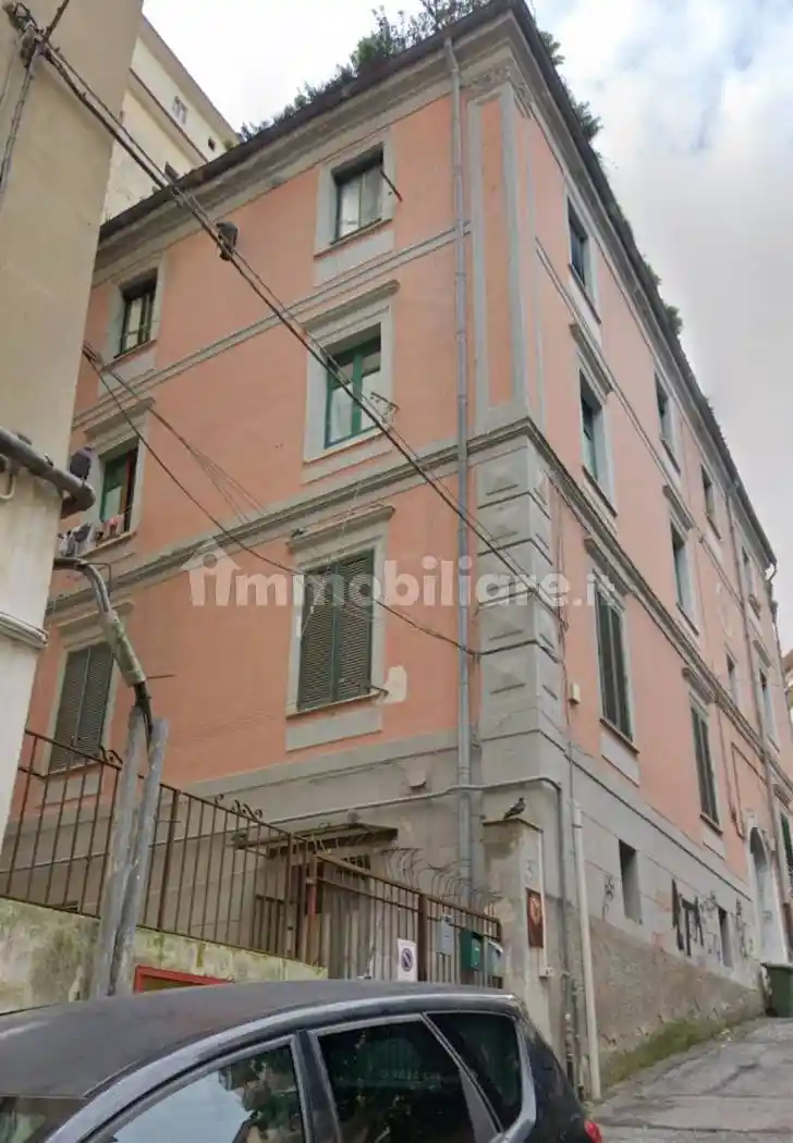 Appartamento in vendita a Salerno
