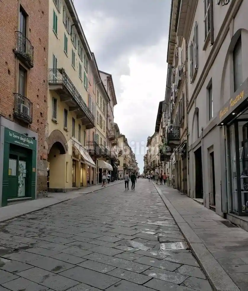 Appartamento in vendita a Pavia