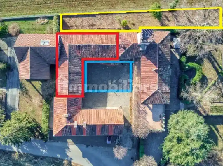 Casa indipendente in vendita a Val della Torre