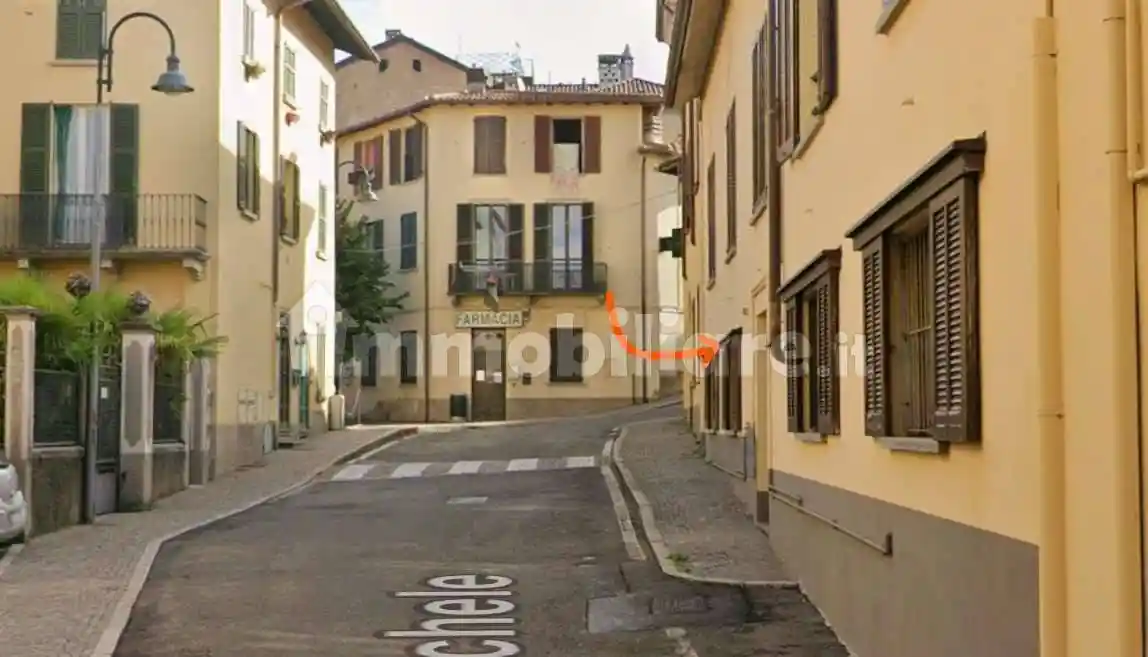 Appartamento in vendita a Monticello Brianza