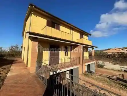 Villa in vendita a Montegabbione