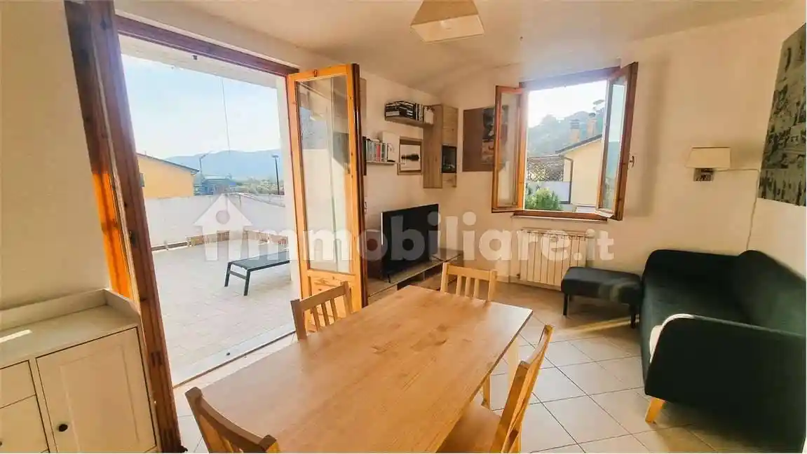 Appartamento in vendita a Sarzana