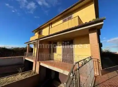 Villa in vendita a Montegabbione