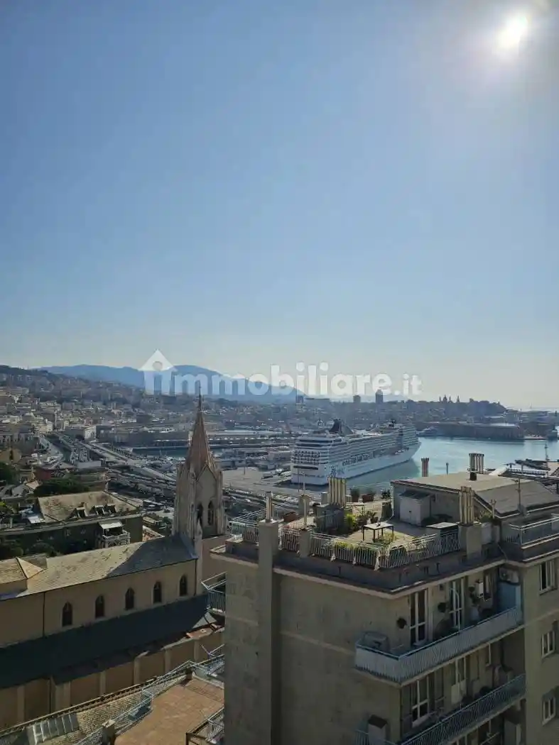 Appartamento in vendita a Genova