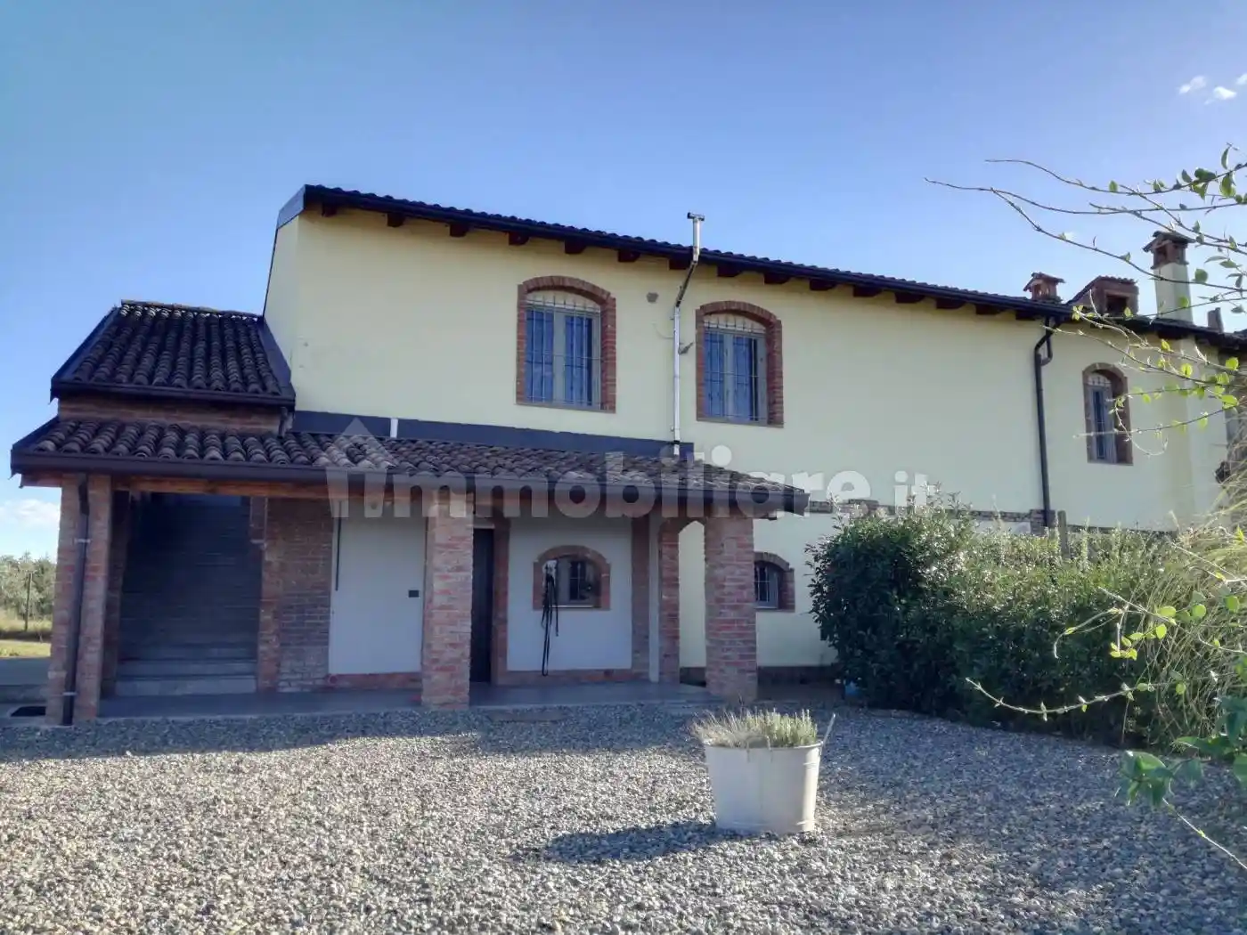 Rustico - Casale in vendita a Acqui Terme