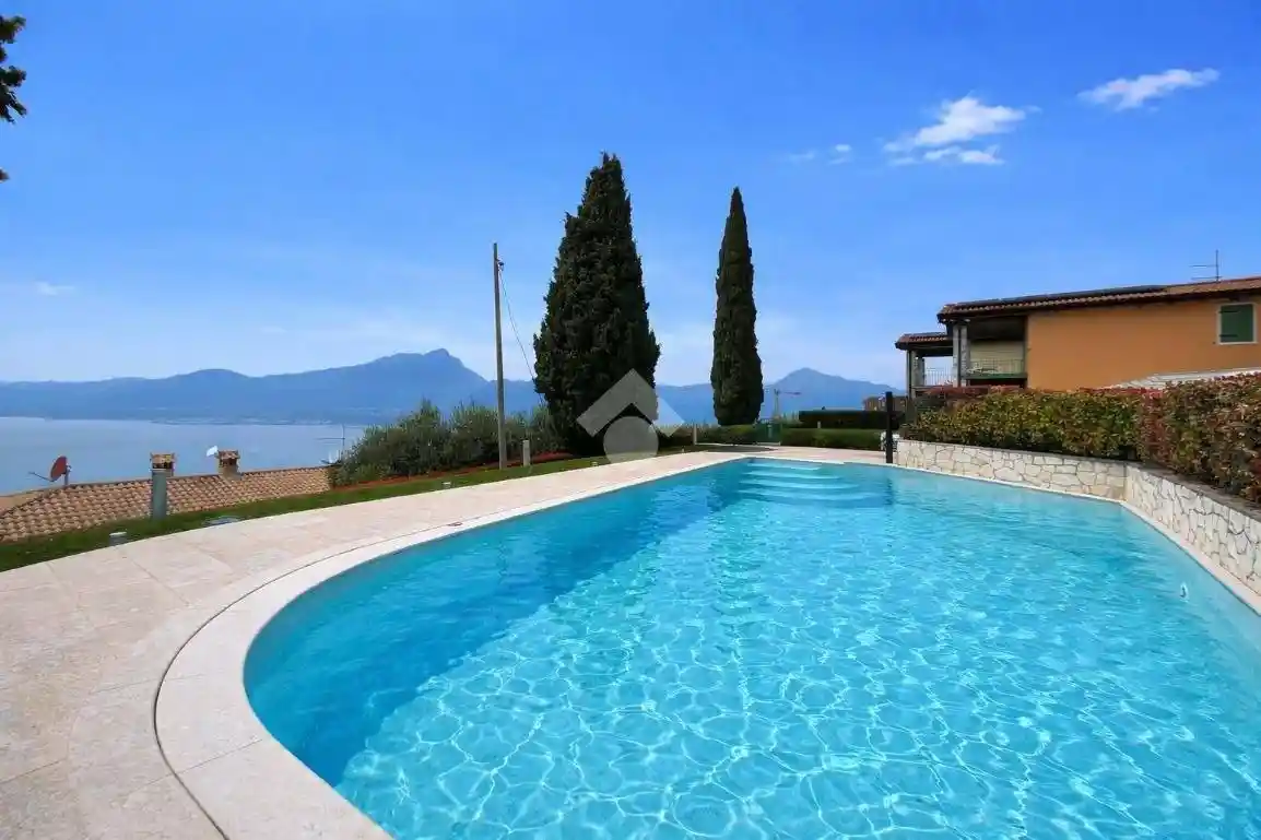 Appartamento in affitto a Torri del Benaco