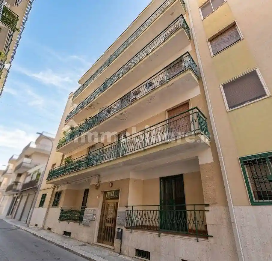 Appartamento in vendita a Acquaviva delle Fonti