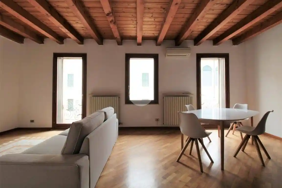 Appartamento in affitto a Verona